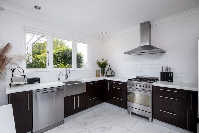 Photo of property in 293a Carrington Street, Vogeltown, New Plymouth, 4310