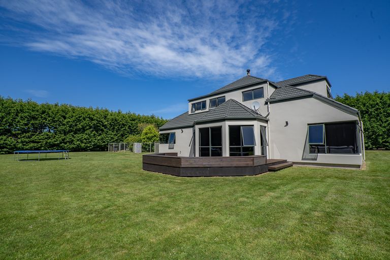 Photo of property in 5 Raeburn Avenue, Otatara, Invercargill, 9879