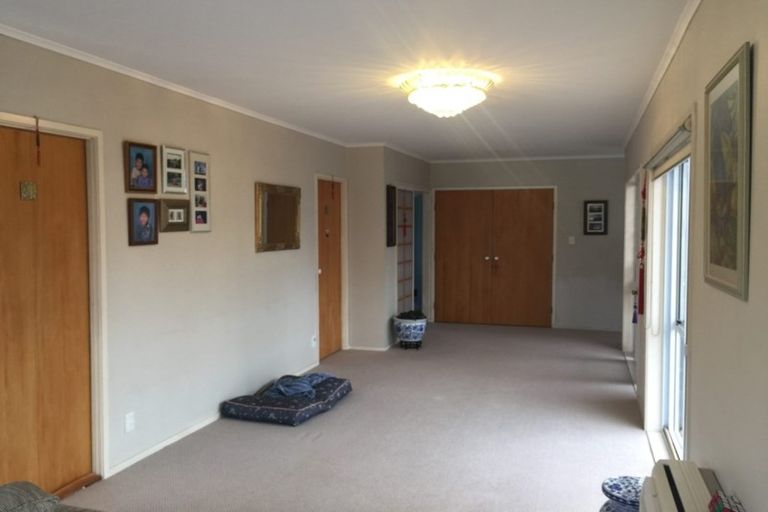 Photo of property in 2/71 Howe Street, Howick, Auckland, 2014