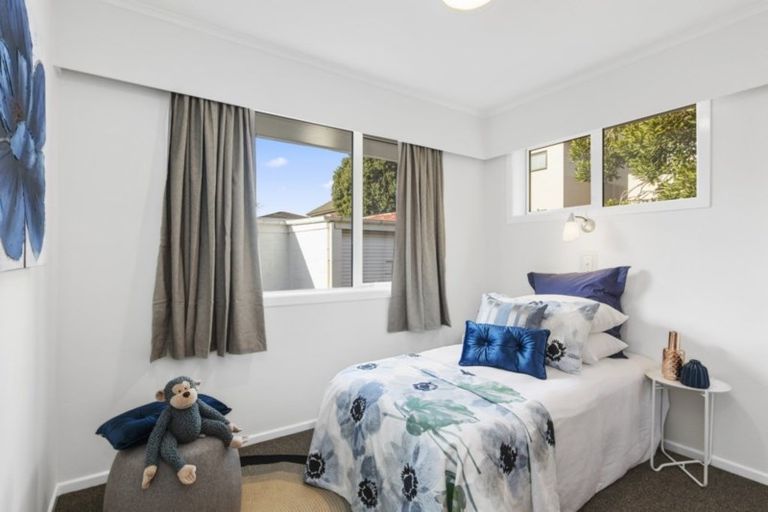 Photo of property in 120 Kings Crescent, Hutt Central, Lower Hutt, 5010