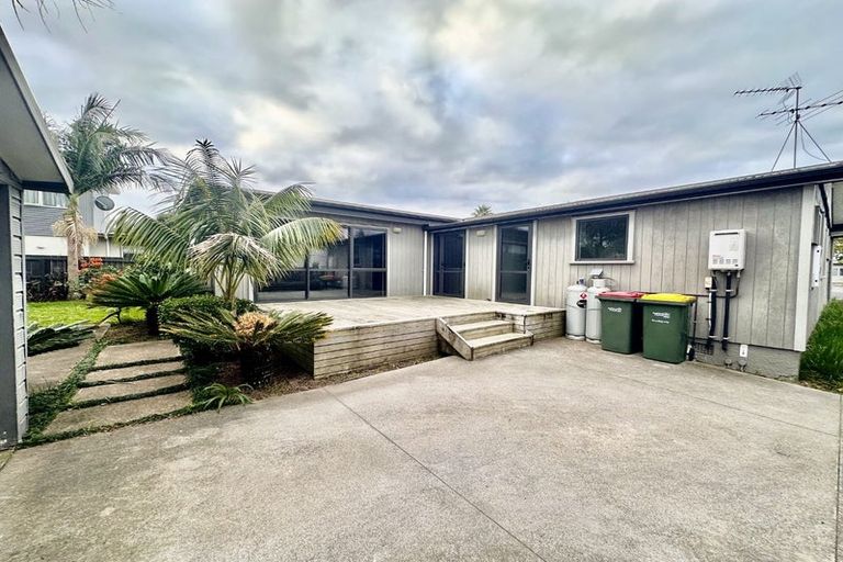 Photo of property in 21 Kelvin Road, Papakura, 2110