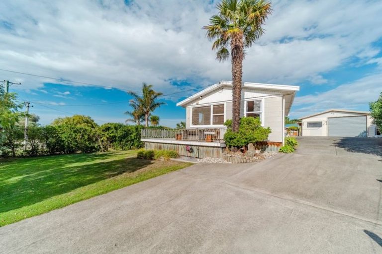 Photo of property in 75 Gillies Crescent, Waimarama, Havelock North, 4294