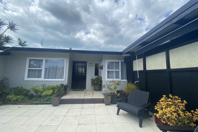 Photo of property in 3/2 Chilton Place, Howick, Auckland, 2014