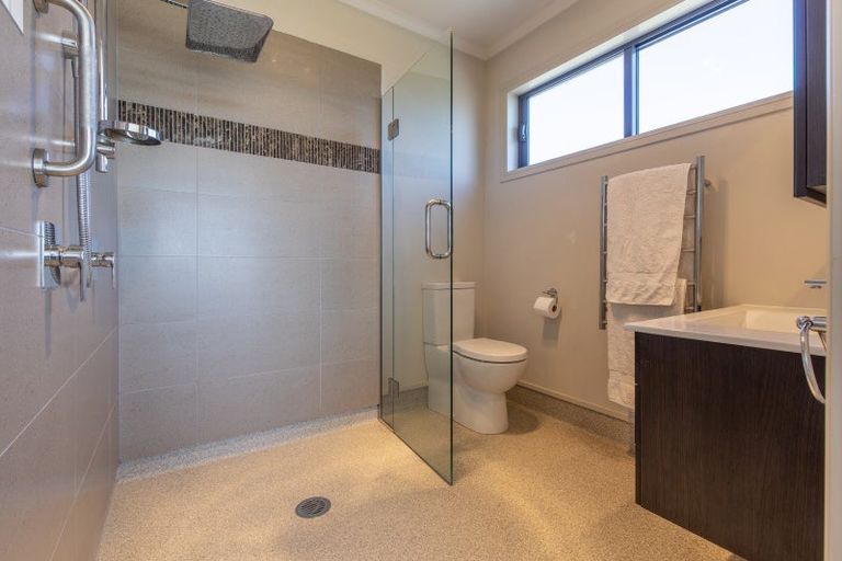 Photo of property in 11 Apatu Place, Waipukurau, 4200