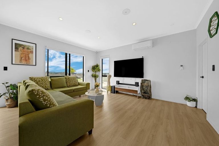 Photo of property in 155 Hitchen Road, Pokeno, 2402