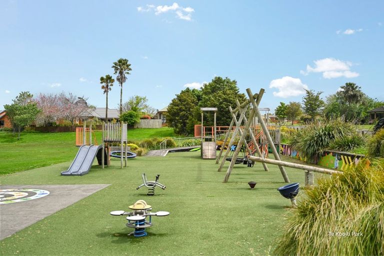 Photo of property in 56 Ayrshire Drive, Grandview Heights, Hamilton, 3200