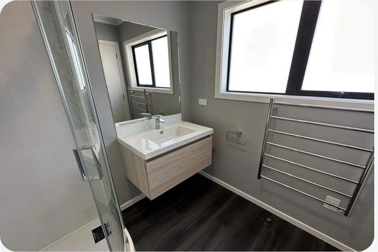 Photo of property in 3 Rotoiti Place, Paraparaumu, 5032