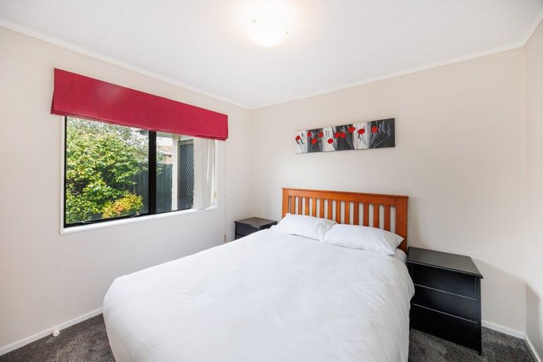 Photo of property in 5 Leander Place, Milson, Palmerston North, 4414