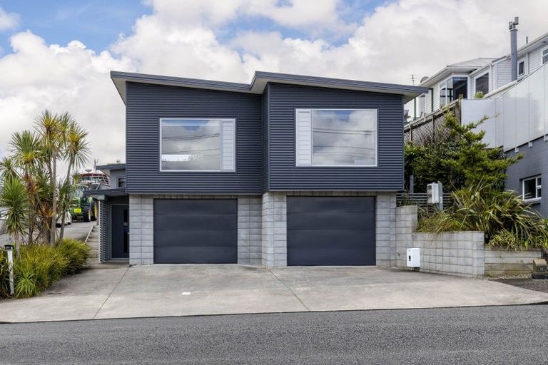 Photo of property in 26 Birdwood Avenue, Moturoa, New Plymouth, 4310