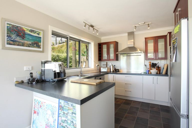 Photo of property in 11 Park Drive, Raglan, 3225