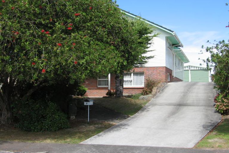 Photo of property in 7 Cajero Place, Green Bay, Auckland, 0604