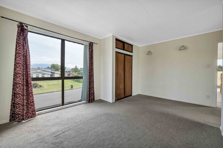 Photo of property in 74 Cressida Avenue, Stratford, 4332