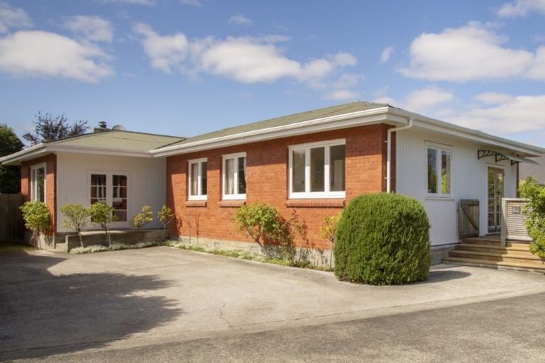 Photo of property in 64 Cologne Street, Martinborough, 5711