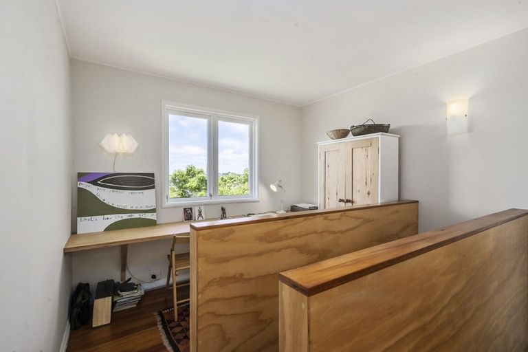 Photo of property in 44 Baroda Street, Khandallah, Wellington, 6035