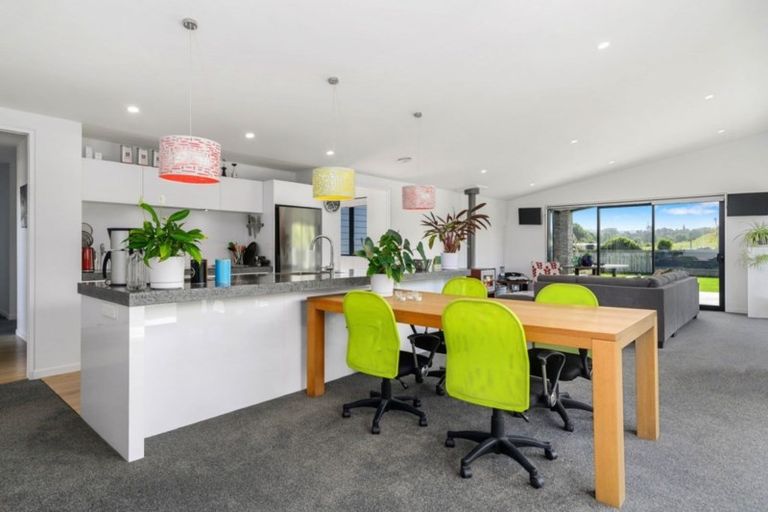 Photo of property in 10 Pioneer Road, Ngongotaha, Rotorua, 3010