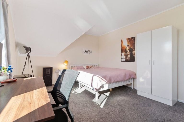 Photo of property in 7 Philip Street, Carterton, 5713