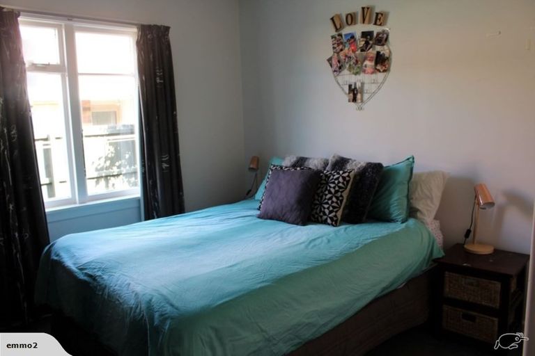 Photo of property in 6 Wittys Road, Avonhead, Christchurch, 8042