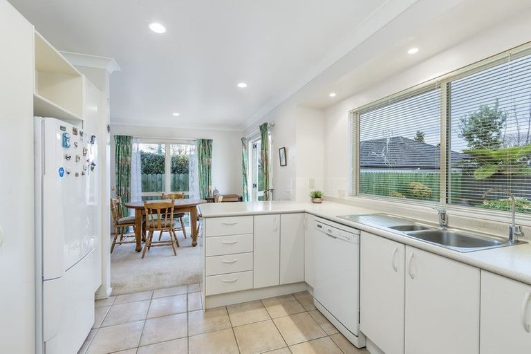 Photo of property in 31 Onepu Lane, Manly, Whangaparaoa, 0930