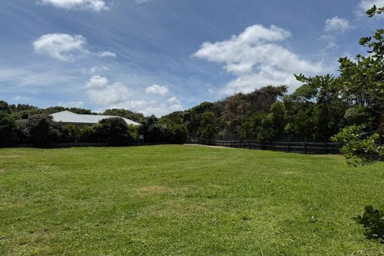 Photo of property in 144a Paetawa Road, Peka Peka, Waikanae, 5391