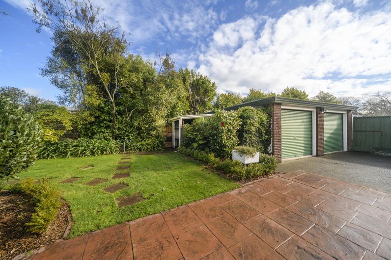 Photo of property in 40 Epsom Road, Hokowhitu, Palmerston North, 4410