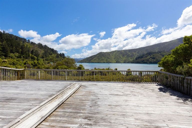 Photo of property in 573 Port Underwood Road, Whatamango Bay, Picton, 7281