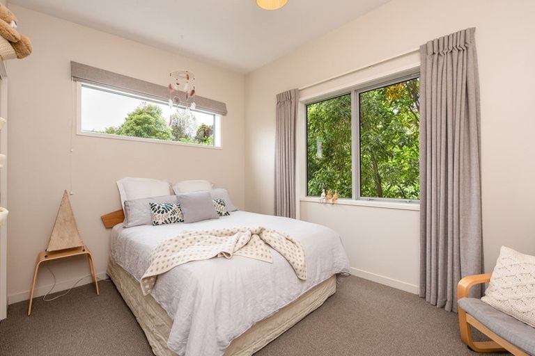Photo of property in 29a Greenaway Road, Waikanae, 5036