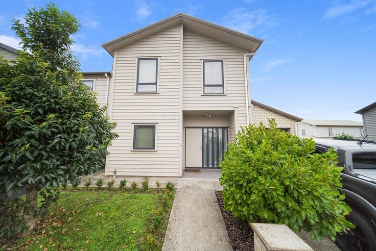Photo of property in 16 Kuparu Street, Weymouth, Auckland, 2103