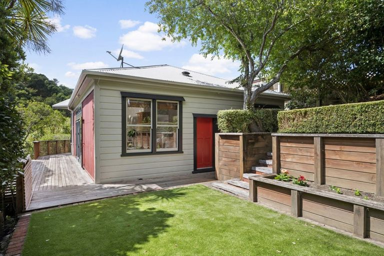 Photo of property in 14 Durham Street, Aro Valley, Wellington, 6021