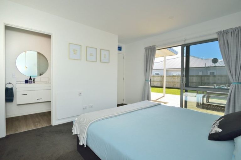 Photo of property in 83 Hamilton Drive, Wainui, Gisborne, 4010