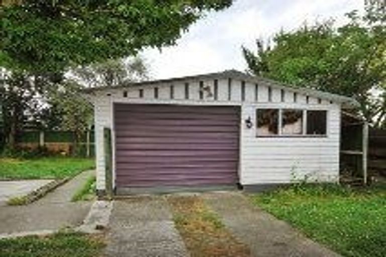 Photo of property in 52 Fergusson Street, Solway, Masterton, 5810