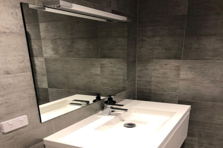 Photo of property in 28 Catalina Bay Drive, Hobsonville, Auckland, 0616