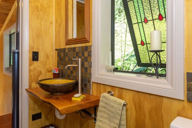 Photo of property in 492 Wyuna Bay Road, Wyuna Bay, Coromandel, 3581