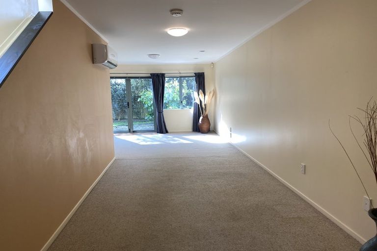 Photo of property in 17 Kona Crescent, Henderson, Auckland, 0610