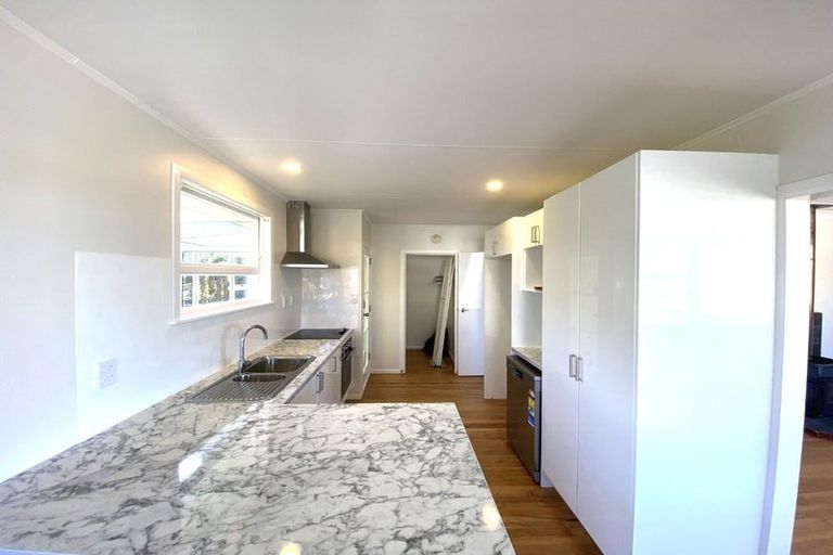 Photo of property in 14 Lomita Road, Johnsonville, Wellington, 6037