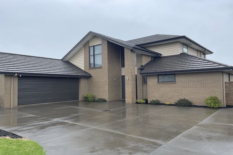 Photo of property in 6 Deol Drive, Pukekohe, 2120