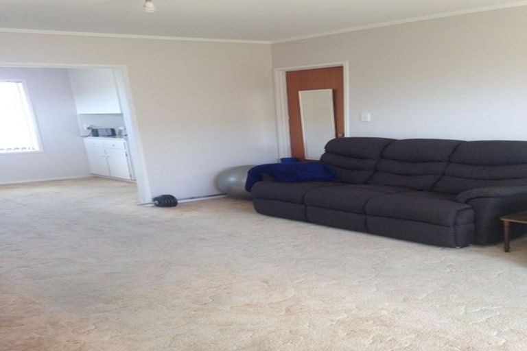 Photo of property in 1/78 Bentley Avenue, Glenfield, Auckland, 0629