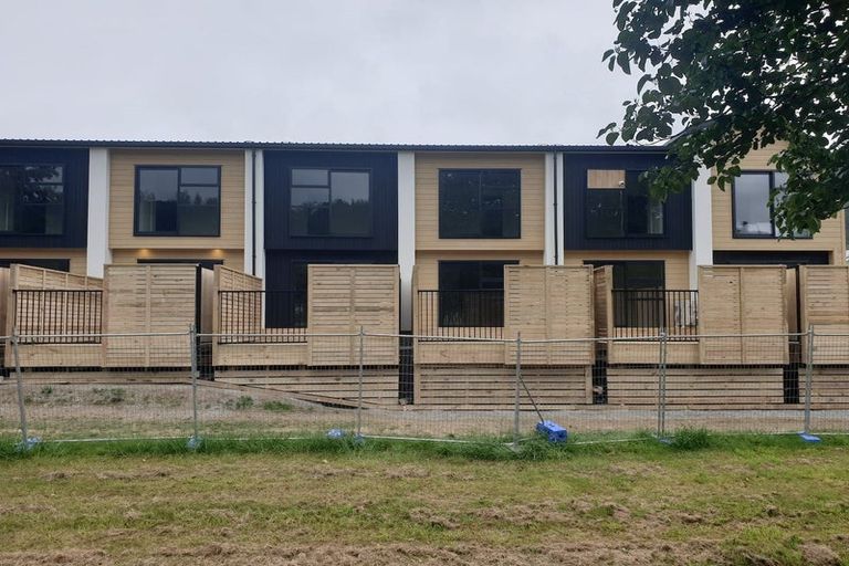 Photo of property in 14/240 Stokes Valley Road, Stokes Valley, Lower Hutt, 5019