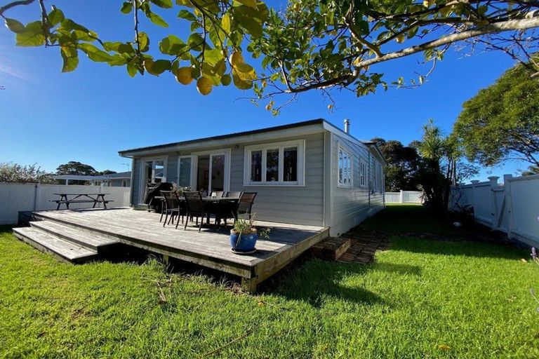 Photo of property in 209 Victoria Road, Devonport, Auckland, 0624