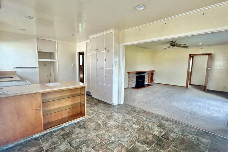 Photo of property in 15 Wycliffe Street, Onekawa, Napier, 4110