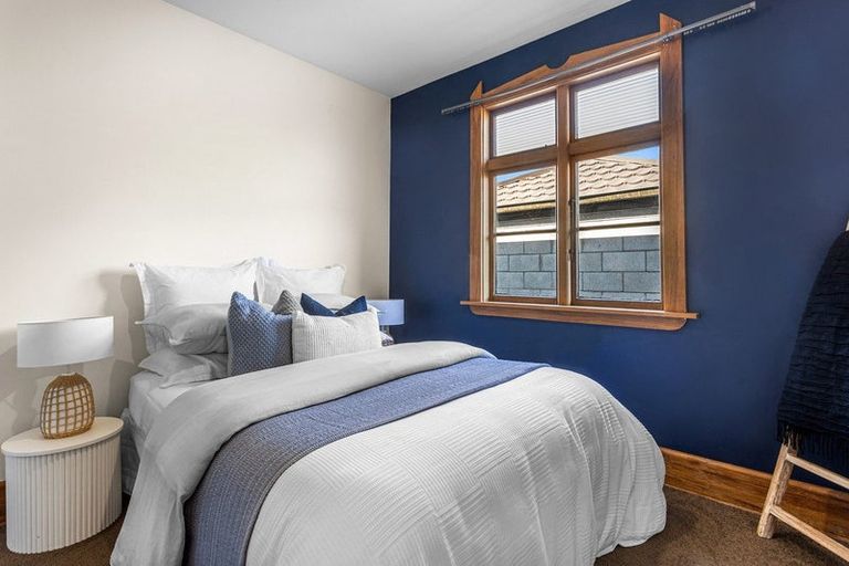 Photo of property in 35 Wilsons Road, Saint Martins, Christchurch, 8022