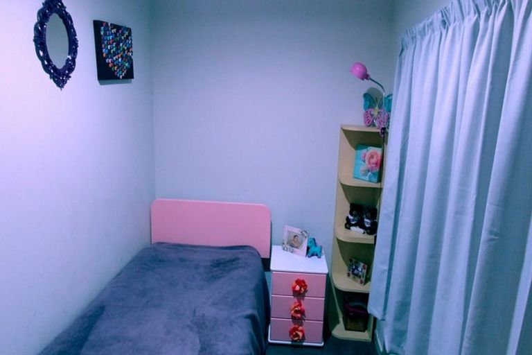 Photo of property in 630a East Coast Road, Pinehill, Auckland, 0630