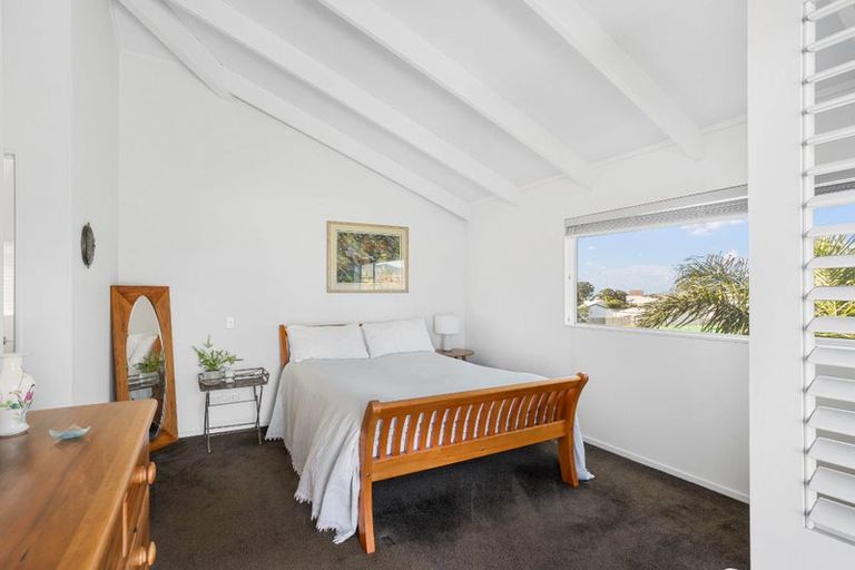 Photo of property in 13 Coutts Road, Pauanui, Hikuai, 3579