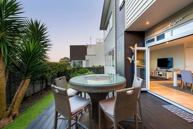 Photo of property in 131 Kowhai Road, Mairangi Bay, Auckland, 0630