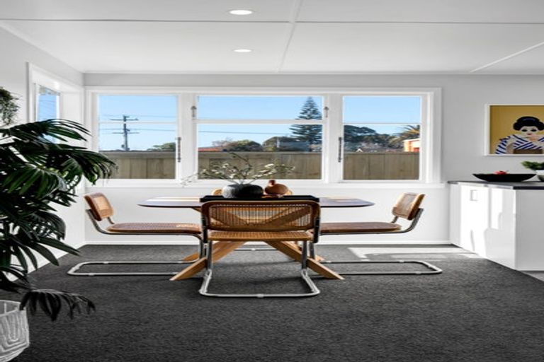 Photo of property in 5 Wills Road, Bell Block, New Plymouth, 4312