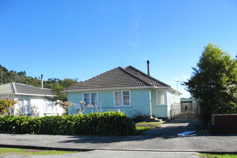 Photo of property in 8 Elizabeth Street, Greymouth, 7805