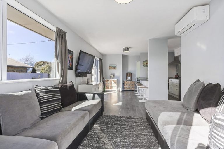 Photo of property in 2/74 Shands Road, Hornby South, Christchurch, 8042