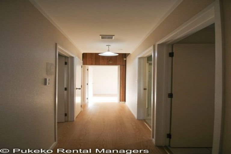 Photo of property in 1/23 Beaumaris Way, Conifer Grove, Takanini, 2112