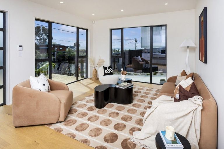 Photo of property in 10a Agathis Avenue, Mairangi Bay, Auckland, 0630