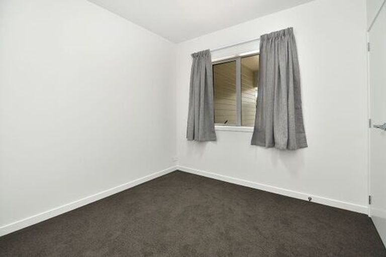 Photo of property in 35a Gledstane Road, Stanmore Bay, Whangaparaoa, 0932