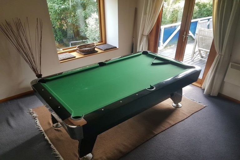 Photo of property in 18 Evans Pass Road, Sumner, Christchurch, 8081